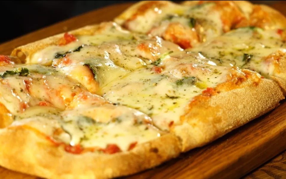 Названы вакансии сентября с зарплатой до 180 тысяч рублей в Алтайском крае