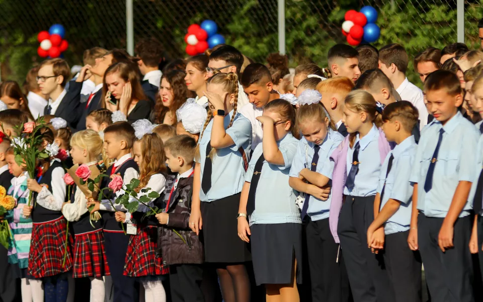 Глава Барнаула поздравил педагогов и школьников с Днем знаний