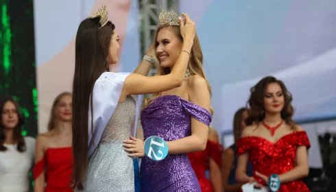 Яркие моменты: как проходил финал конкурса Мисс Барнаул последние пять лет. Фото
