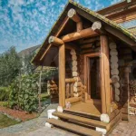В Барнауле за 5,5 млн продают бревенчатый дом с сауной и купелью