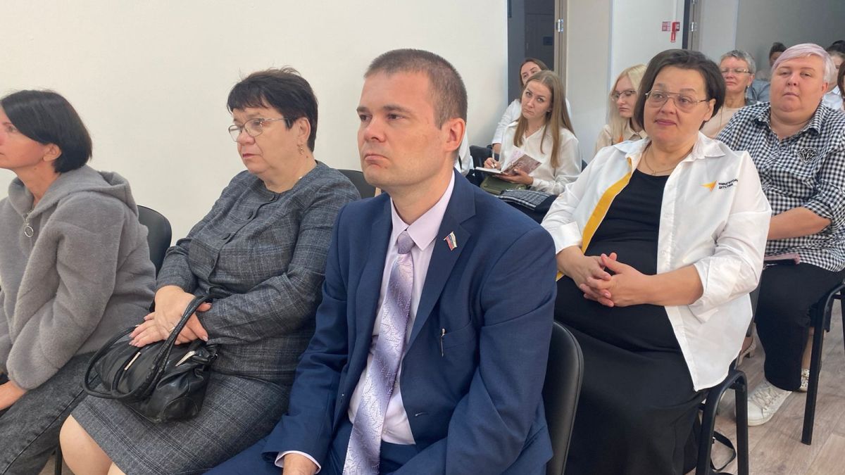 В Барнауле обсудили формы организации воспитательной работы в школах