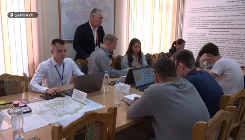 Начал работу центр общественного наблюдения за выборами в Алтайском крае