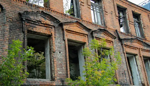 Руины купца Поскотинова: во что превратилась архитектурная жемчужина Барнаула