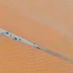 Пустыня Аль-Мухайли стала морем из-за наводнения в Ливии