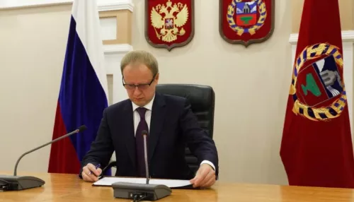 Губернатор Томенко объявил об отставке членов правительства Алтайского края