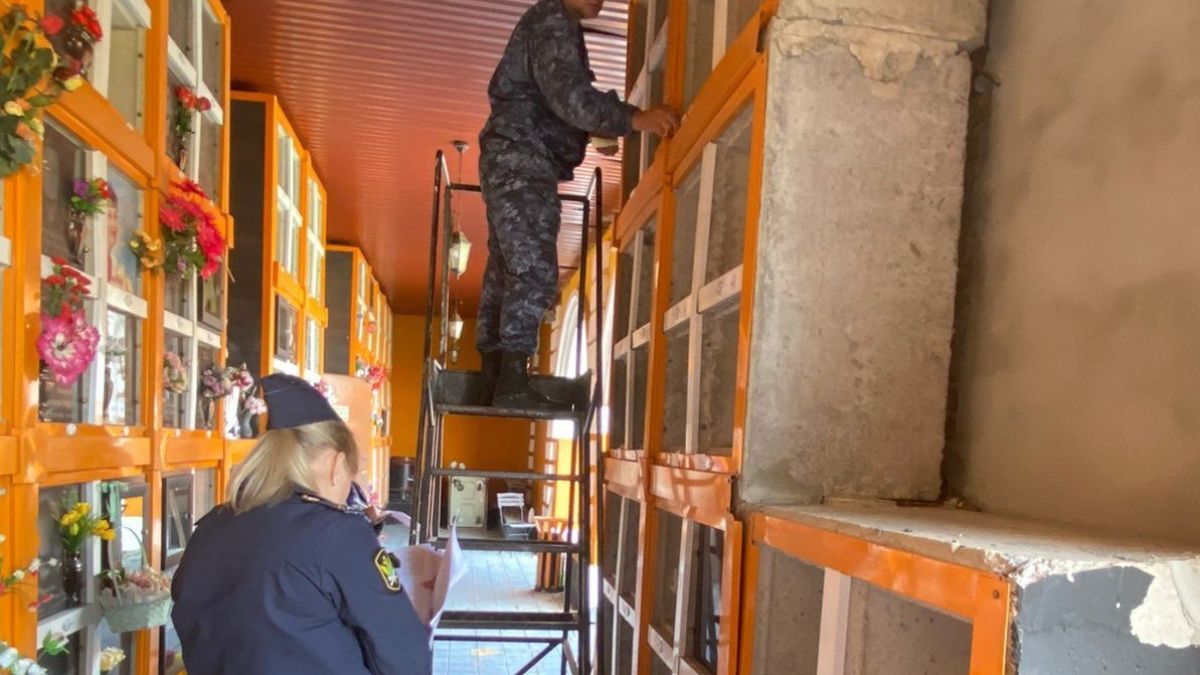 В Новосибирском крематории арестовали ячейки для урн с прахом