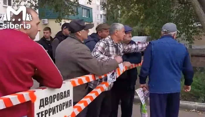 Жительница Рубцовска запретила соседям доступ к новому асфальту