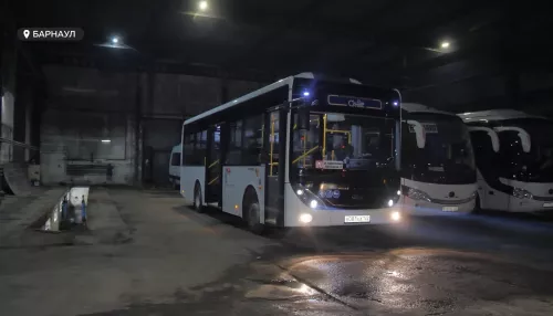 Курс на обновление. Новые комфортабельные автобусы вышли на рейсы в Барнауле