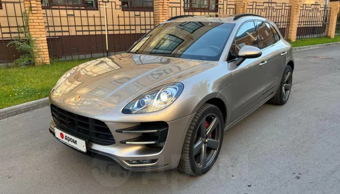 В Барнауле продают обслуженный Porsche Macan в керамике за 3,9 млн рублей