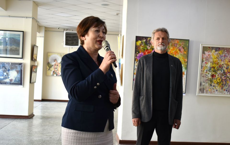 Выставка "Известные люди Алтайского края"