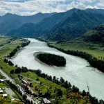 Короткая поездка на Алтай обходится туристам примерно в 35 тысяч