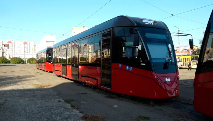 Новые белорусские трамваи уже стоят в депо Барнаула