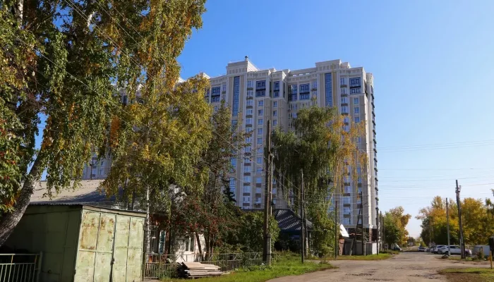 Жители против: в нагорной части Барнаула частные дома могут застроить высотками