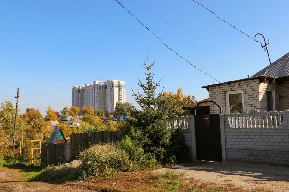 Жители против: в нагорной части Барнаула частные дома могут застроить высотками