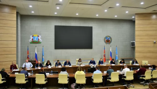 В Барнауле обсудили строительство трех домов с участием дольщиков