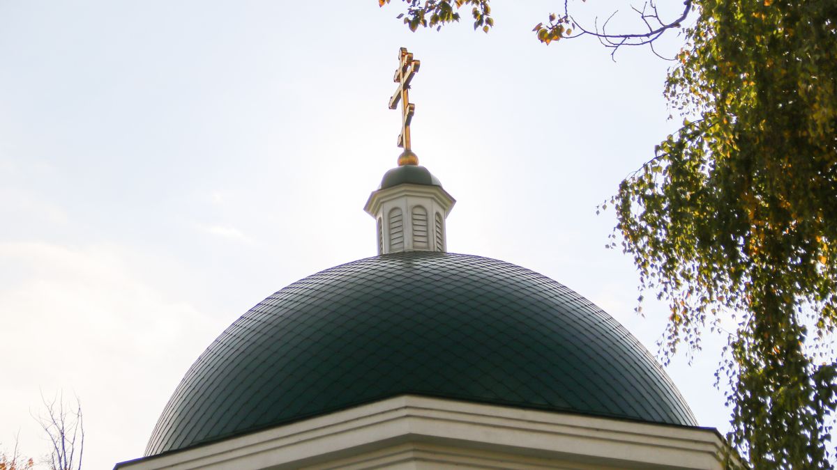 Нагорный парк и Храм Иоанна Предтечи в Барнауле