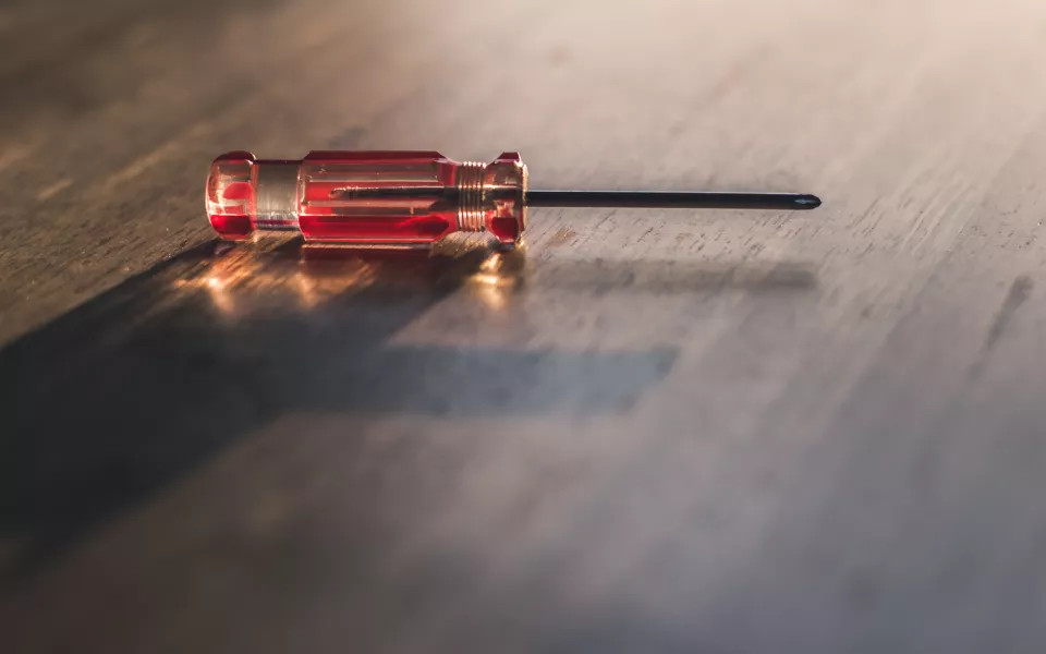 Алтайскому Росимуществу через суд попытались подарить унитазы и отвертки