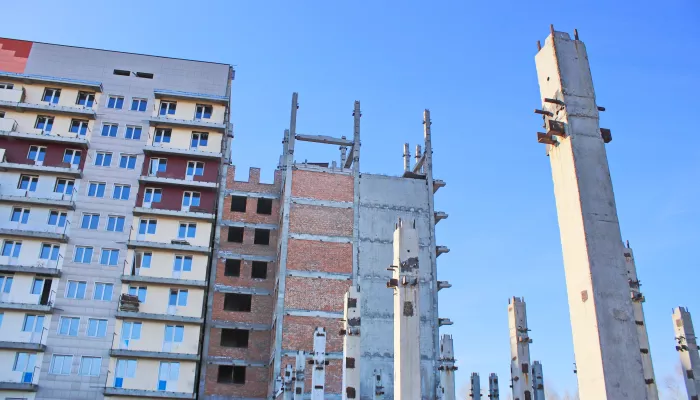 Годы тишины: в Бийске снова не нашлось желающих купить высотку-долгострой