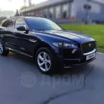 В Барнауле продают синий Jaguar с десятью вариантами подсветки