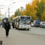 Барнаульцу вызвали скорую помощь после поездки в душном автобусе