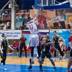 Баскетболисты Барнаула не оставили шансов курским Русичам в домашней игре