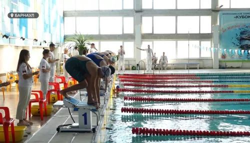 В Барнауле стартовал третий этап соревнований по плаванию Кубок Сибири