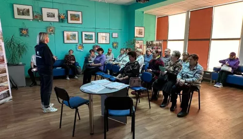 В Барнауле стартовали курсы по работе на ПК для пожилых людей