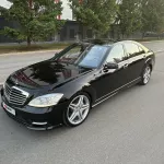 В Барнауле продают обслуженный Mercedes-Benz с двумя люками за 1,9 млн рублей