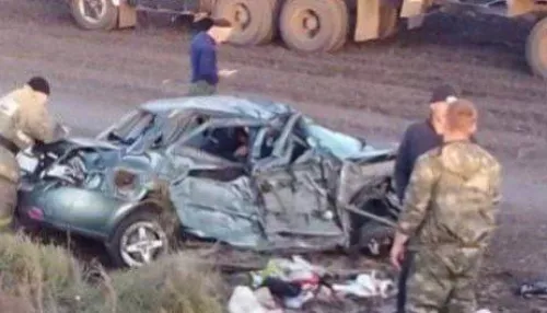 В Алтайском крае в аварии с КамАЗом погибла женщина