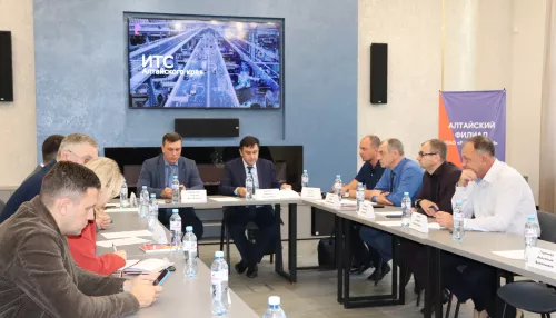 В Барнауле обсудили ход проекта Интеллектуальная транспортная система