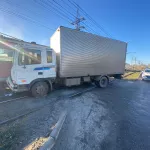 В Бийске грузовик врезался в трамвай: есть пострадавшие