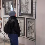 В Барнауле начала работу выставка, посвященная 85-летию графика Юрия Кабанова