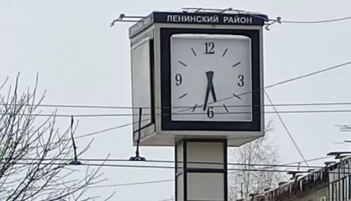 В Барнауле остановились городские часы в Ленинском районе