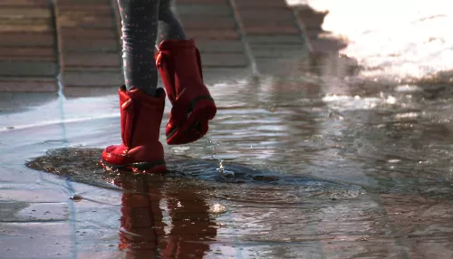 В Барнауле ливневку на уходящей под воду улице построят не раньше 2026 года
