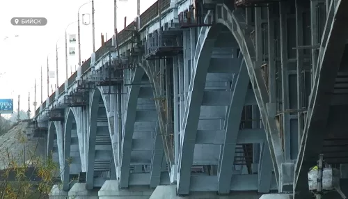 Работы по ремонту коммунального моста в Бийске вышли на завершающую стадию