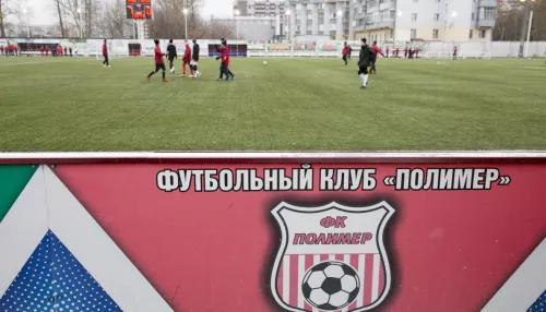 В Барнауле планируют модернизировать стадион Полимера для развития футбола