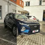 В Барнауле Hyundai Santa Fe с беспроводной зарядкой продают за 3,5 млн рублей