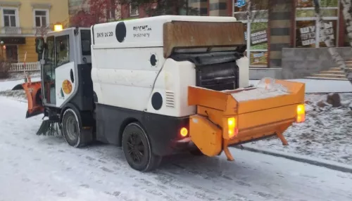Более 70 спецмашин выйдут на уборку снега в Барнауле