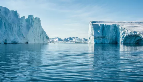 Айсберг размером в три Нью-Йорка впервые за 37 лет начал дрейфовать