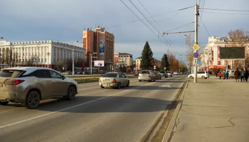 Где в Барнауле оставят выделенные полосы для общественного транспорта