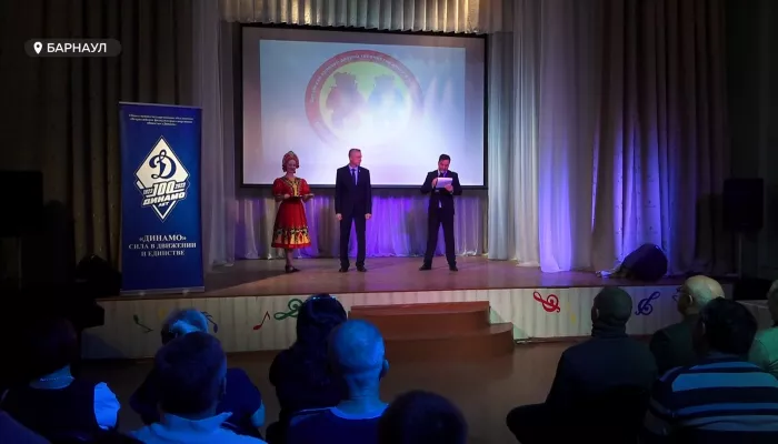 Барнаульская школа самбо имени Виктора Репина отметила свое 55-летие