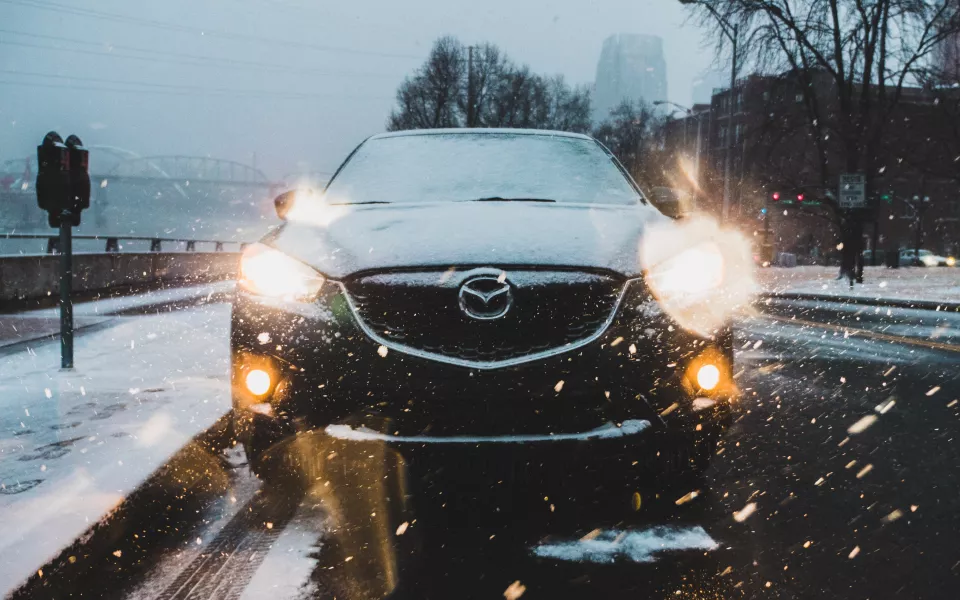 Топ-9 инструментов, которые необходимо иметь в машине зимой