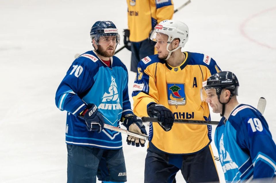 Хоккеистам «Динамо-Алтая» хватило двух периодов для крупной победы над «Челнами»