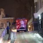 В Барнауле произошел пожар в доме по соседству с мэрией. Фото