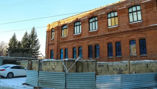 Окончание реконструкции Дома афганцев в Барнауле перенесли на лето 2024 года