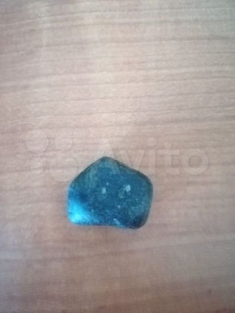 "Синий камень" продавец оценил в 60 тысяч рублей Фото:avito.ru