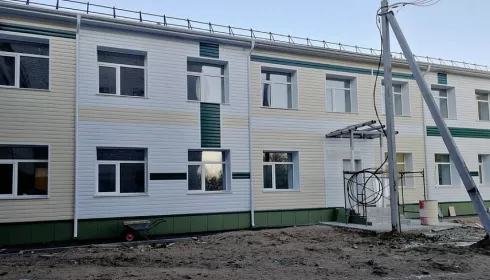 В Малиновом Озере заканчивают капремонт поликлиники почти за 35 млн рублей