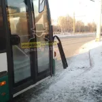 В Барнауле автобус въехал в остановку на улице Малахова