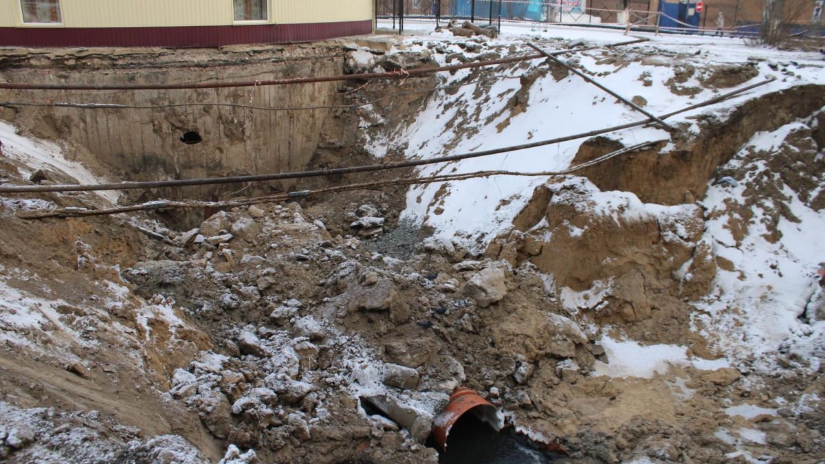 Ремонт канализационного коллектора в Рубцовске