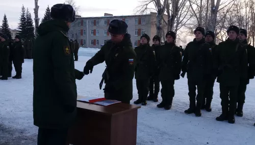 Путин присвоил алтайскому полку почетное наименование гвардейский
